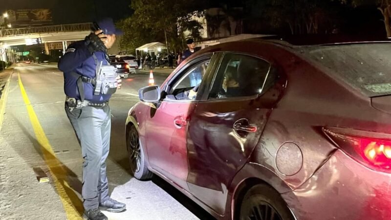 Refuerzan acciones preventivas con operativo alcoholímetro en Bahía de Banderas