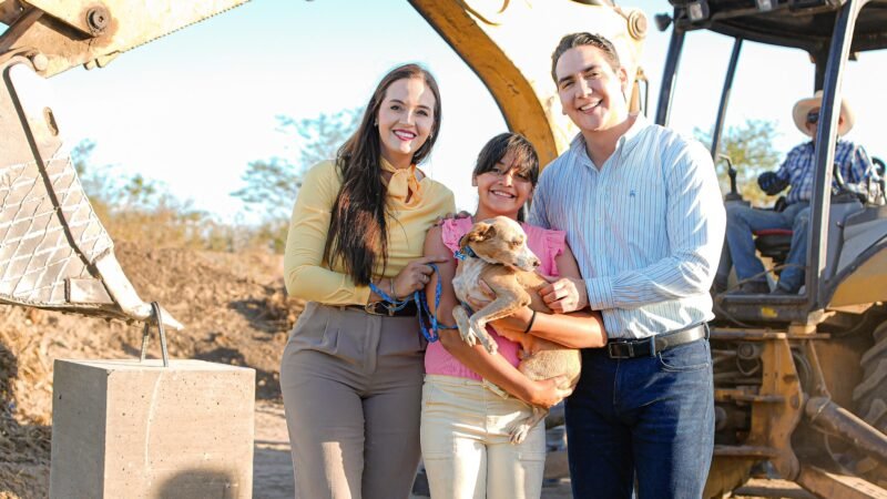 Arranca obra histórica: colocan primera piedra del Centro de Bienestar Animal en Bahía de Banderas