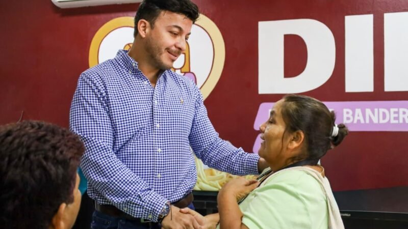 Israel Santillán refrenda su compromiso con las madres buscadoras de Bahía de Banderas