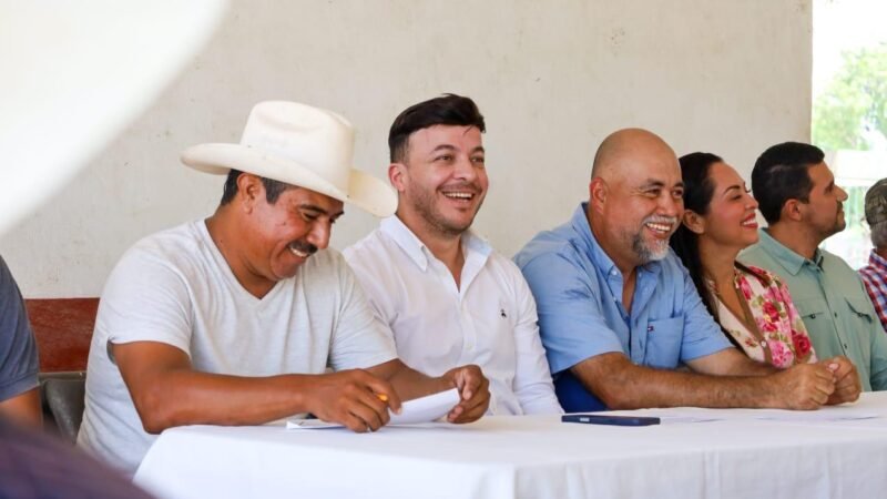 Israel Santillán fortalece el diálogo con ganaderos del municipio