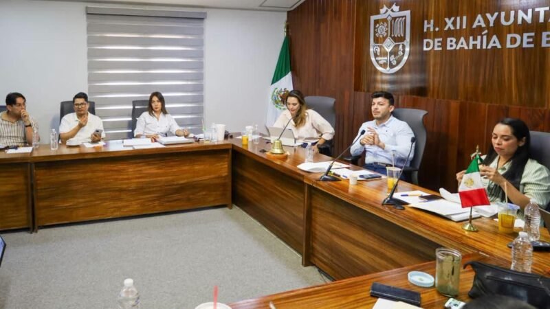 Israel Santillán fortalece el trabajo coordinado con integrantes del Cabildo