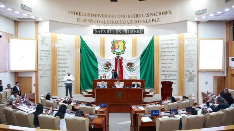 Avanza Nayarit en igualdad y modernización administrativa